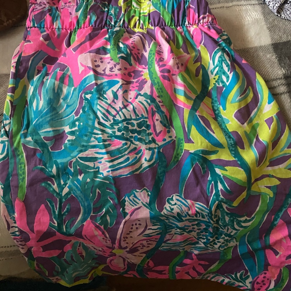 Xl Lilly Pulitzer shorts with elastic waist